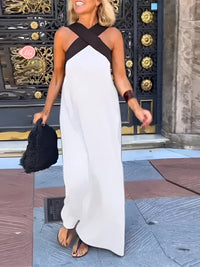 Delphine | Dress with Crossed Cut